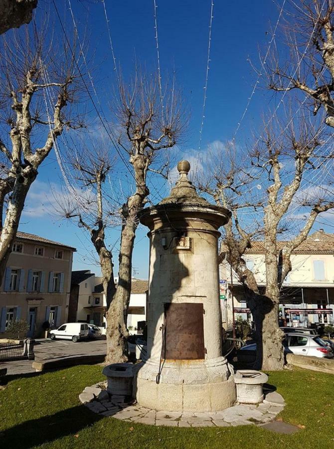 Gite Fa Mille Maison Bleu Robion en Luberon Exterior foto